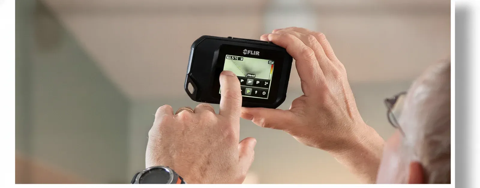 Portable Compact Thermal Imaging Camera Explained: A UK Buyer's Guide